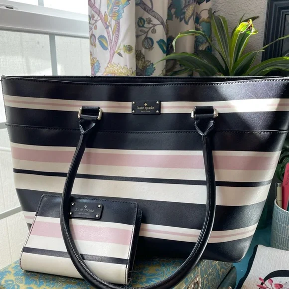 Kate Spade Black and Pink Striped Tote Bag with matching wallet - Picture 4 of 5